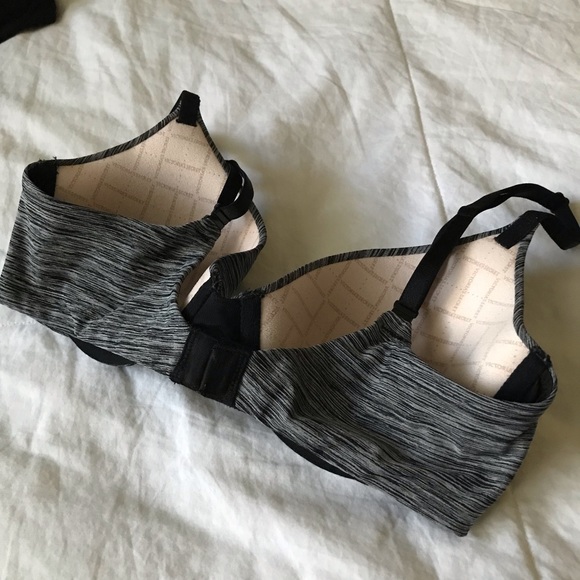 💕 Victoria's Secret Uplift Semi Demi 32C - Picture 5 of 11